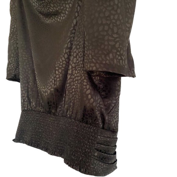 Milk & Honey Black on Black Peek-a-Boo Cut Out Front Puff Short Sleeves Sz L #01 - Picture 8 of 8